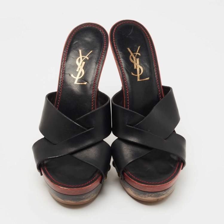 مملوكة مسبقًا Saint Laurent Black Leather Platform Clogs Size 38