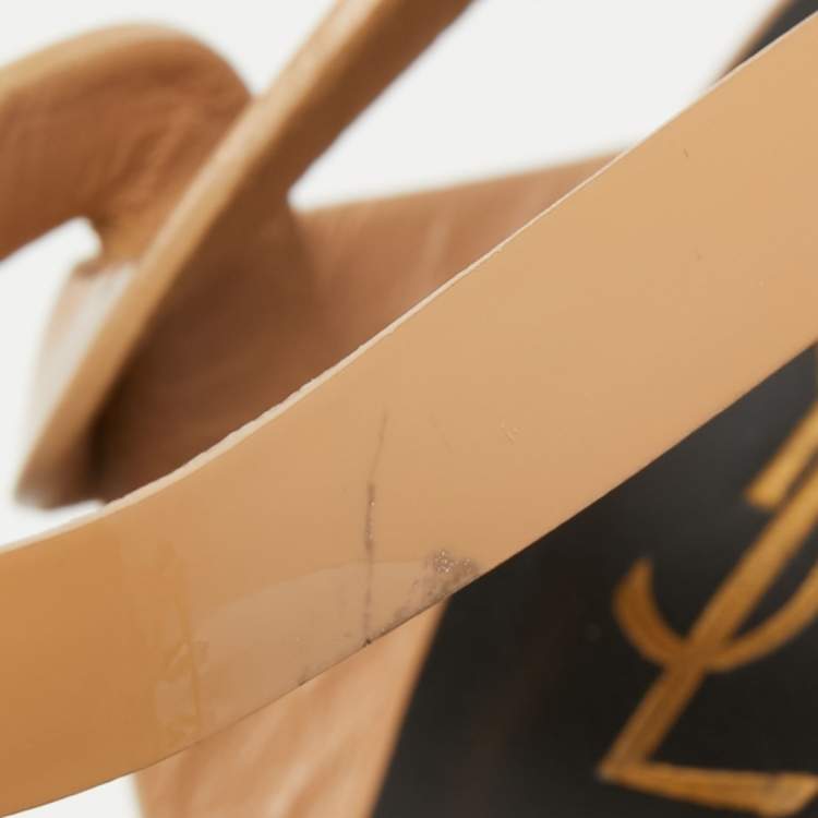 مملوكة مسبقًا Saint Laurent Beige Patent Leather Tribute Sandals Size 38.5