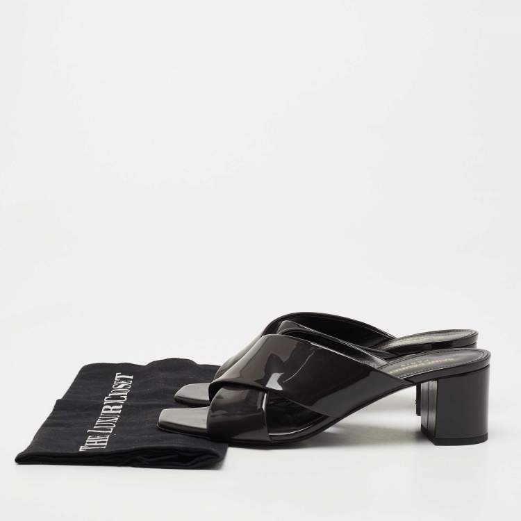 Pre Owned Saint Laurent Dark Grey Patent Leather Loulou Sandals Size 39