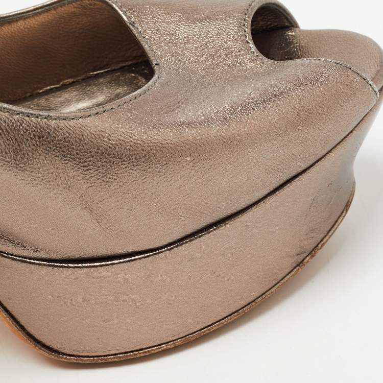 مملوكة مسبقًا Saint Laurent Metallic Leather Palais Pumps Size 38.5