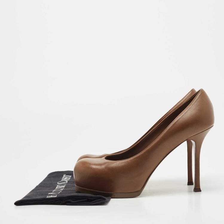 Pre Owned Saint Laurent Brown Leather Tribtoo Pumps Size 39