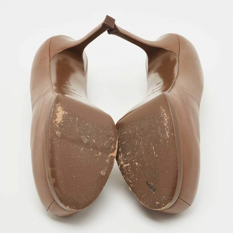 Pre Owned Saint Laurent Brown Leather Tribtoo Pumps Size 39