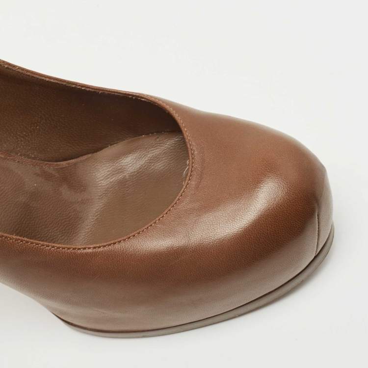 Pre Owned Saint Laurent Brown Leather Tribtoo Pumps Size 39