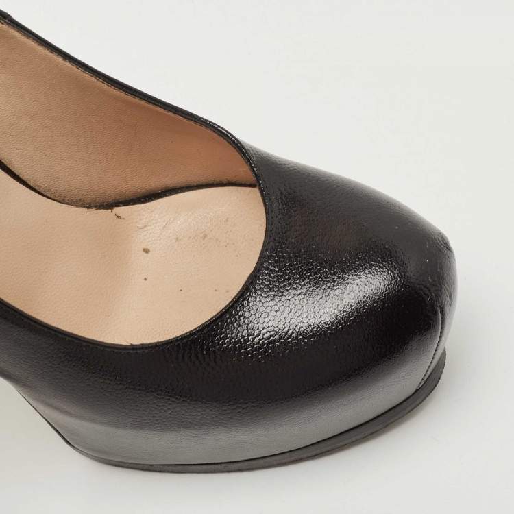 Pre Owned Saint Laurent Black Leather Tribtoo Pumps Size 36.5