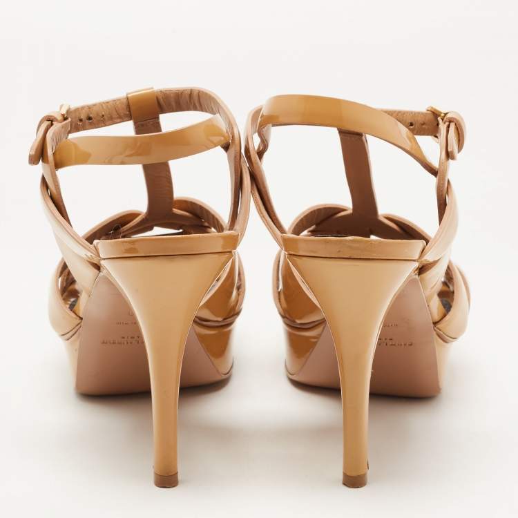 مملوكة مسبقًا Saint Laurent Beige Patent Leather Tribute Sandals Size 38