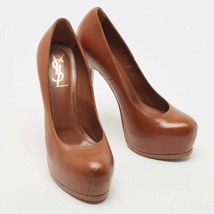 Pre Owned Saint Laurent Brown Leather Tribtoo Pumps Size 39