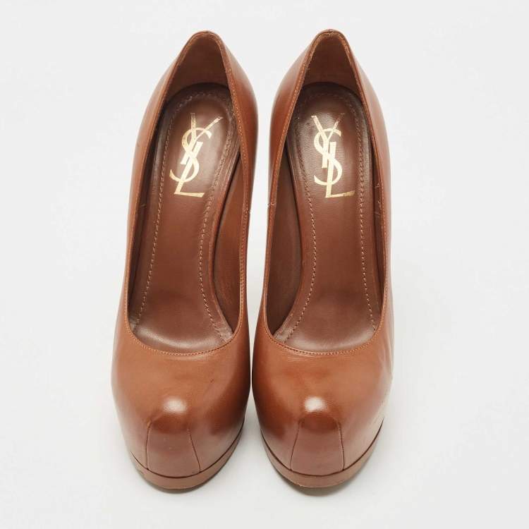 Pre Owned Saint Laurent Brown Leather Tribtoo Pumps Size 39