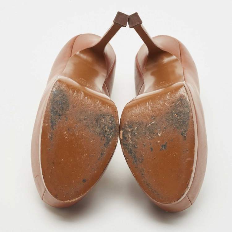 Pre Owned Saint Laurent Brown Leather Tribtoo Pumps Size 39
