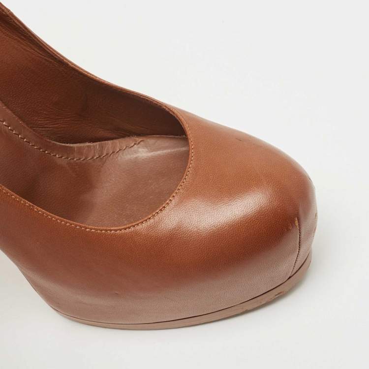 Pre Owned Saint Laurent Brown Leather Tribtoo Pumps Size 39