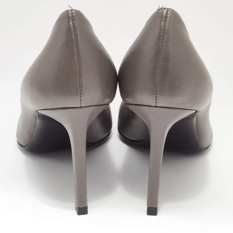 Pre Owned Saint Laurent Grey/Black Leather Metal Pointed Toe Pumps Size 37.5