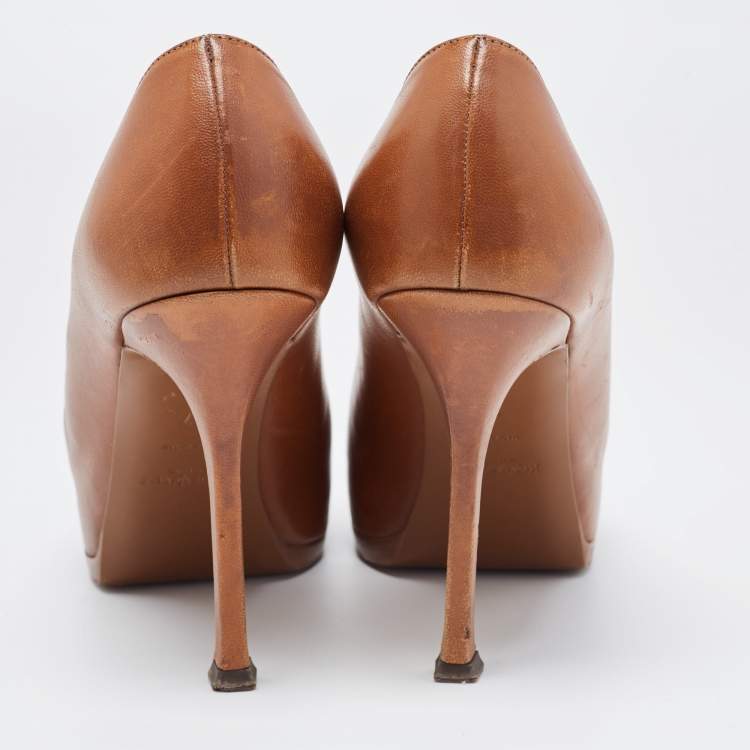 Pre Owned Saint Laurent Brown Leather Tribtoo Pumps Size 37