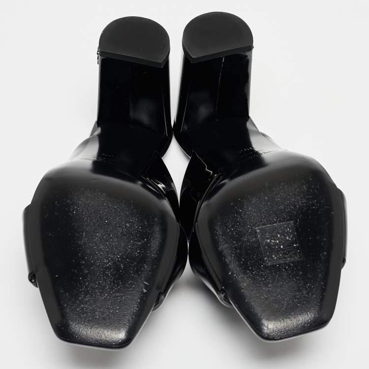 مملوكة مسبقًا Saint Laurent Paris Black Patent Leather Loulou Criss Cross Slide Sandals Size 38.5