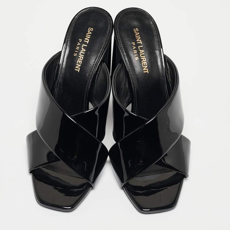 مملوكة مسبقًا Saint Laurent Paris Black Patent Leather Loulou Criss Cross Slide Sandals Size 38.5