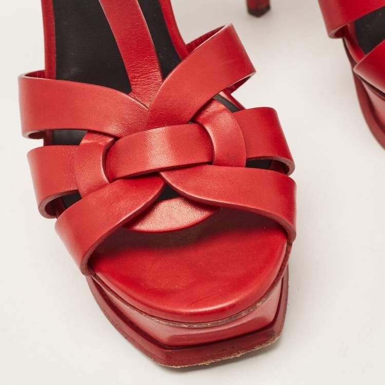 مملوكة مسبقًا Saint Laurent Red Leather Tribute Sandals Size 36