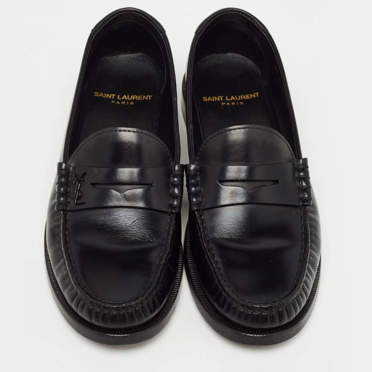 Pre Owned Saint Laurent Black Leather Slip On Loafers Size 35.5