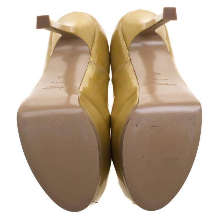 Pre Owned Saint Laurent Paris Gold Patent Leather Tribtoo Platform Pumps Size 38