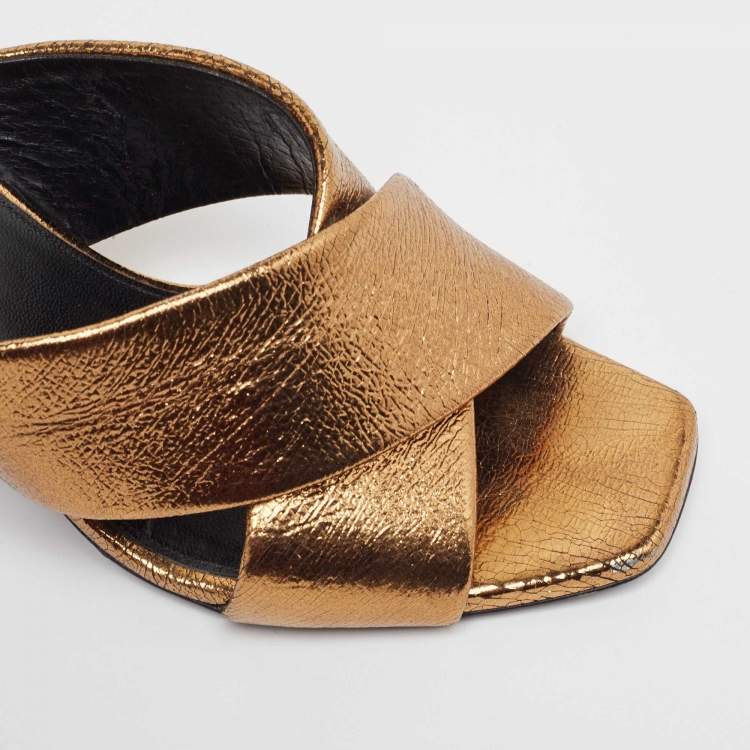 Pre Owned Saint Laurent Metallic Leather Loulou Sandals Size 39