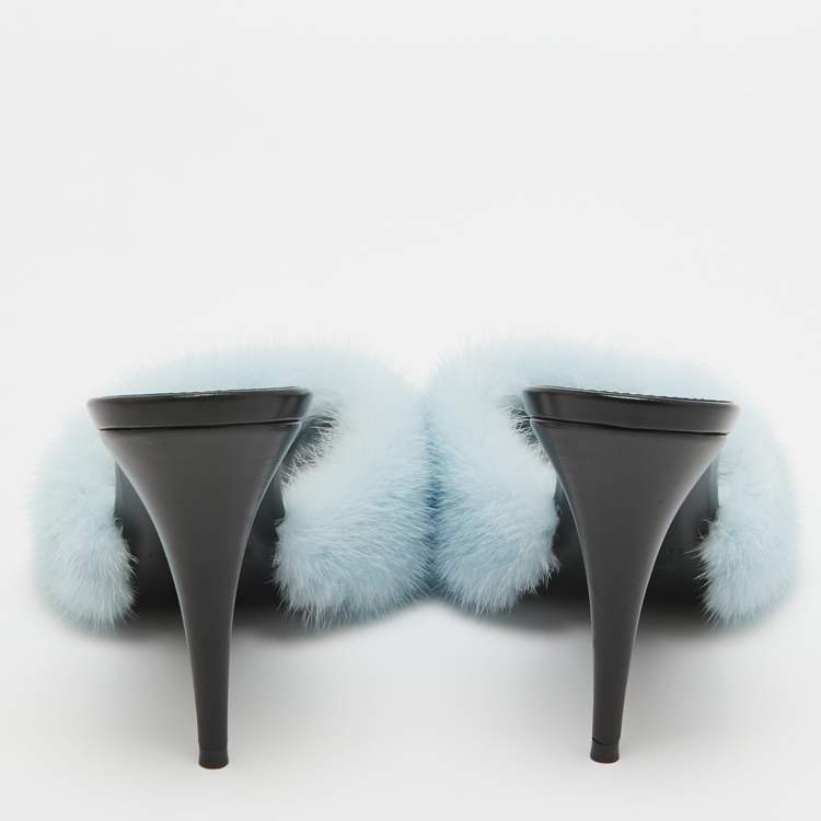 Pre Owned Saint Laurent Blue Mink Fur Roy Slide Sandals Size 39