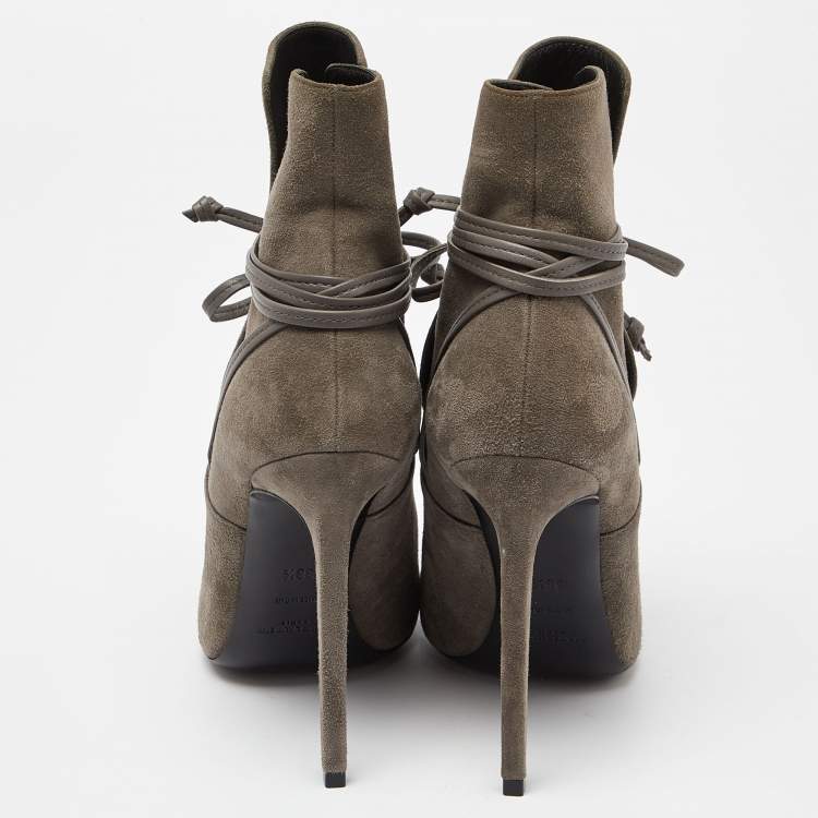 Pre Owned Saint Laurent Grey Suede Pointed Toe Ankle Boots Size 38.5