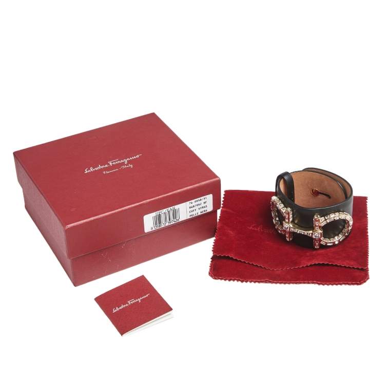مملوكة مسبقًا Salvatore Ferragamo Black Leather Crystal Embellished Gancini Bracelet