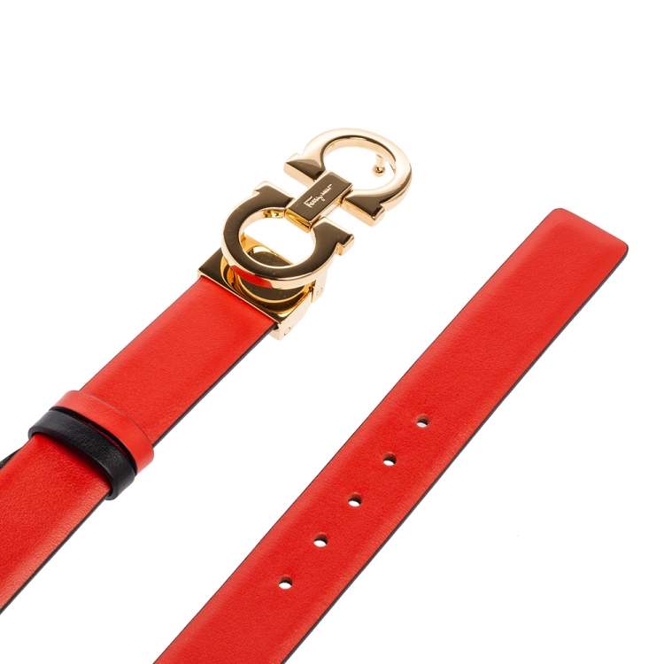 مملوكة مسبقًا Salvatore Ferragamo Red/Black Leather Gancini Reversible Belt 100CM