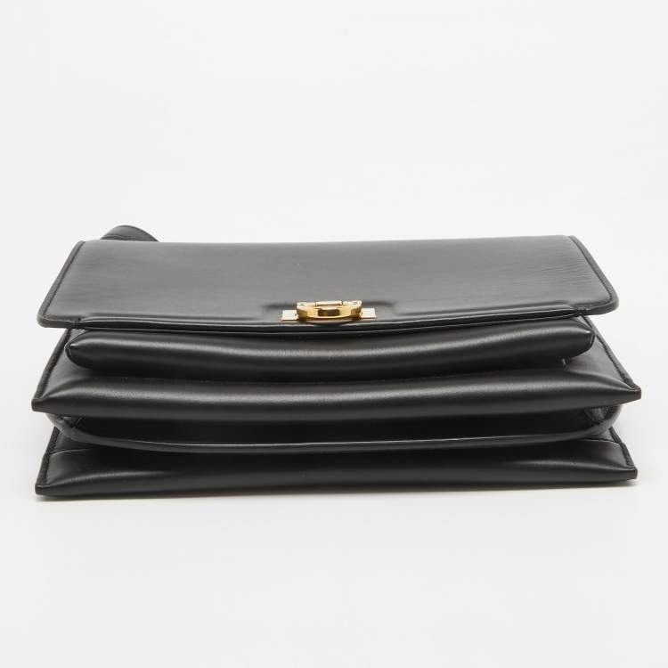 Pre Owned Salvatore Ferragamo Black Leather Trifolio Flap Shoulder Bag