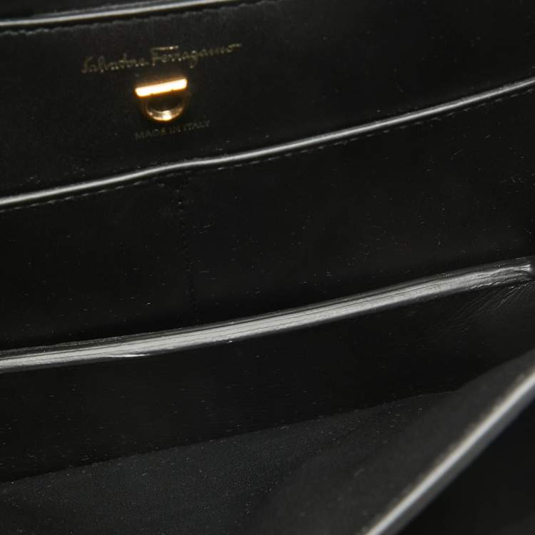 Pre Owned Salvatore Ferragamo Black Leather Trifolio Flap Shoulder Bag