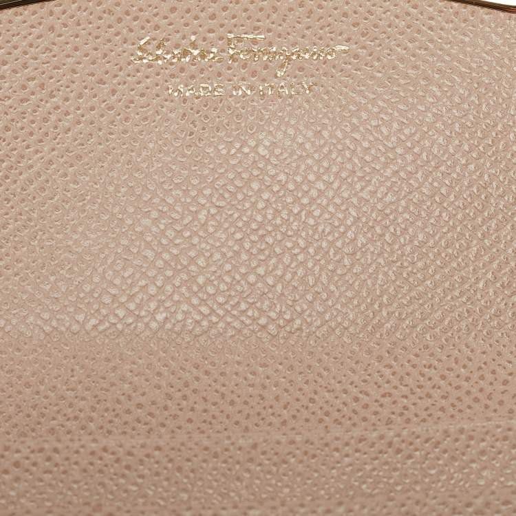 Pre Owned Salvatore Ferragamo Beige Leather Gancini Business Card Holder