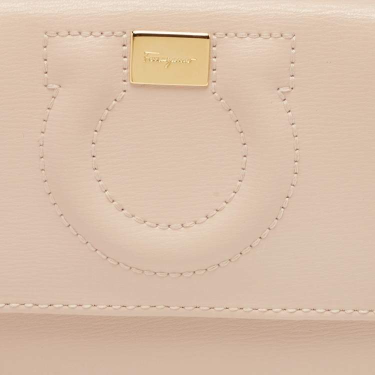 Pre Owned Salvatore Ferragamo Beige Leather City French Wallet