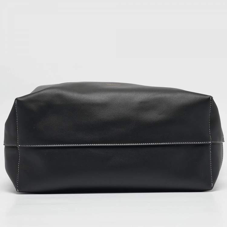Pre Owned Salvatore Ferragamo Black Leather Cut Out Detail Tote
