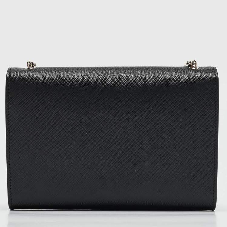 Pre Owned Salvatore Ferragamo Black Leather Vara Bow Chain Bag