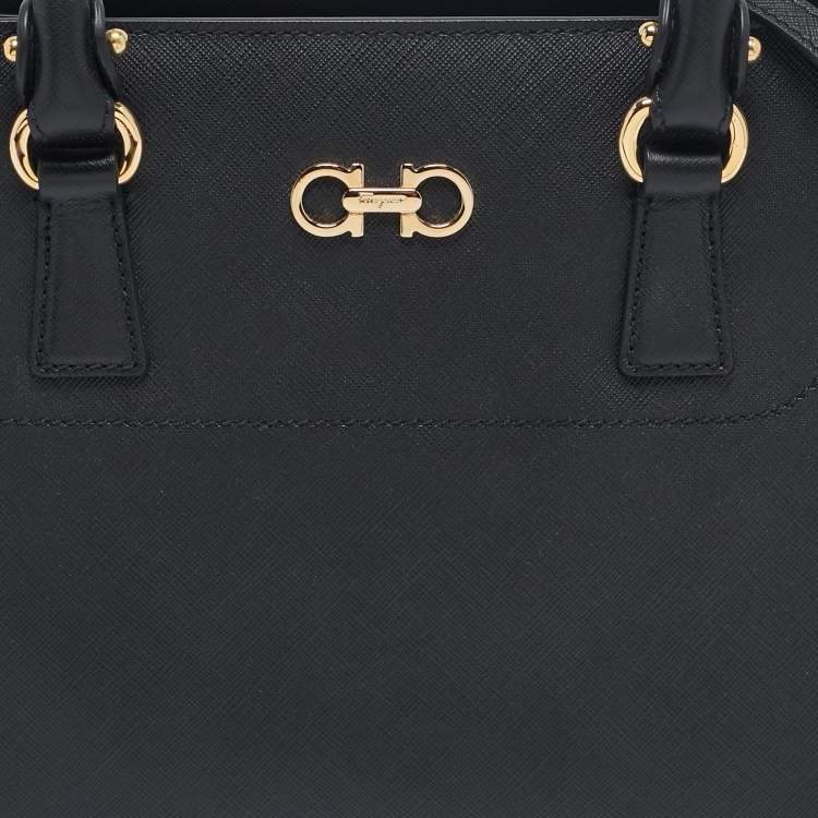 Pre Owned Salvatore Ferragamo Black Leather Beky Tote