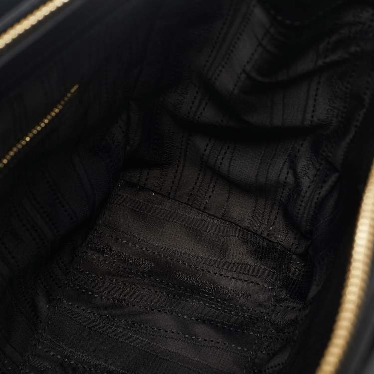 Pre Owned Salvatore Ferragamo Black Leather Beky Tote