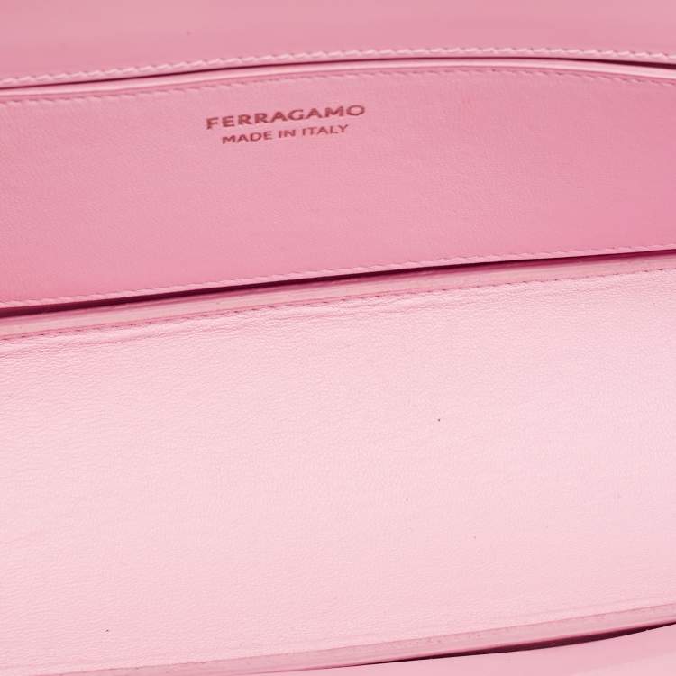 مملوكة مسبقًا Salvatore Ferragamo Light Pink Leather Wanda East-West Bag