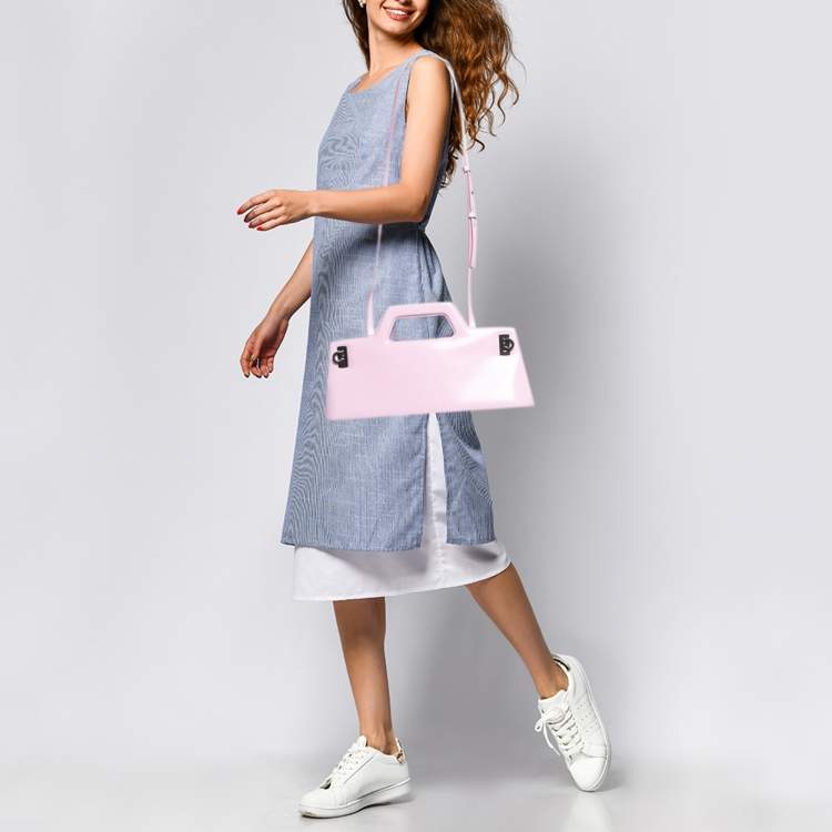 مملوكة مسبقًا Salvatore Ferragamo Light Pink Leather Wanda East-West Bag