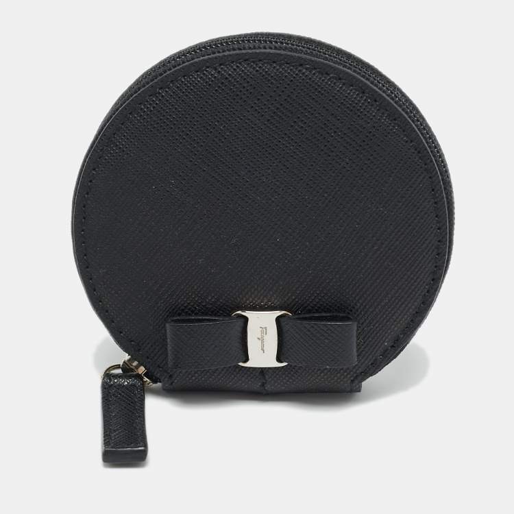 Pre Owned Salvatore Ferragamo Vara Bow Black Leather Round Coin Purse