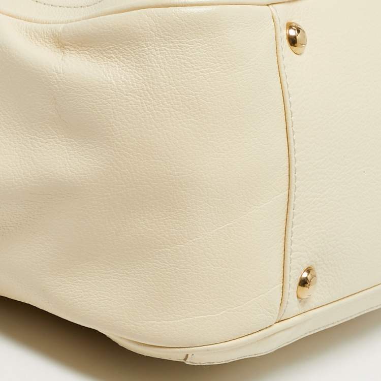 Pre Owned Salvatore Ferragamo Betulla Cream Leather Tote