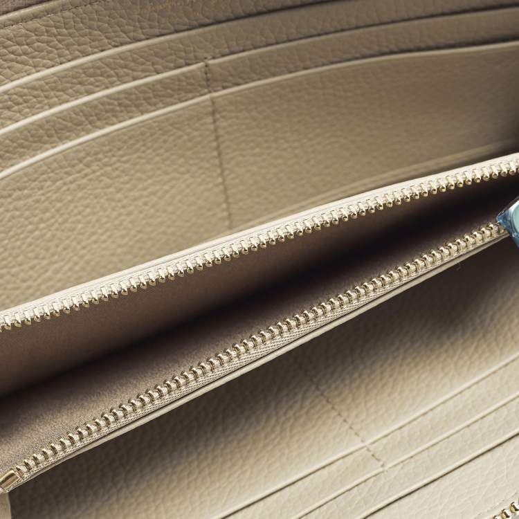 Pre Owned Salvatore Ferragamo Gancini Zip Beige Leather Continental Wallet