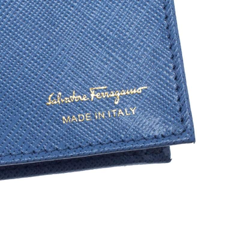 Pre Owned Salvatore Ferragamo Light Blue Leather Miss Vara Wallet On Chain