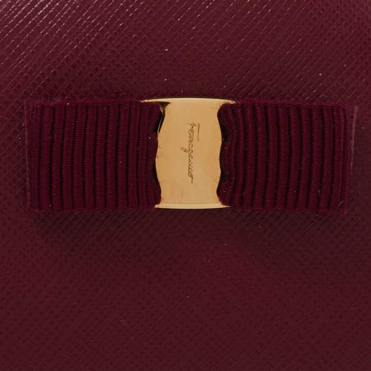 Pre Owned Salvatore Ferragamo Dark Fuchsia Leather Vara Bow Coin Purse