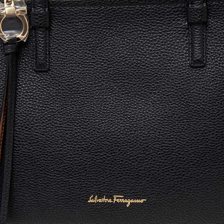 Pre Owned Salvatore Ferragamo Black Leather Medium Amy Tote