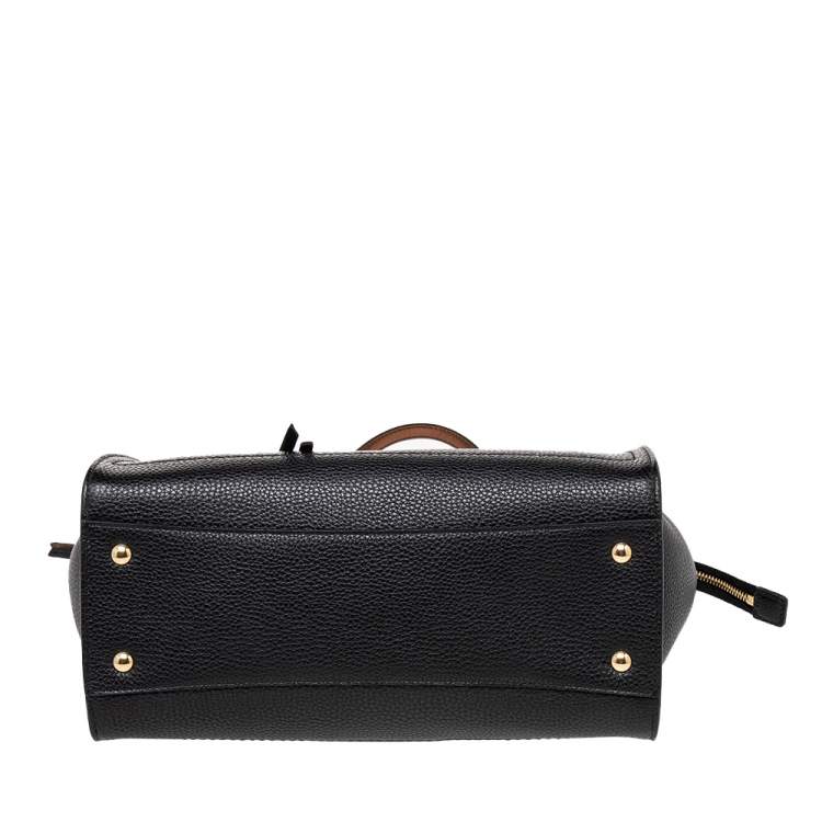 Pre Owned Salvatore Ferragamo Black Leather Medium Amy Tote