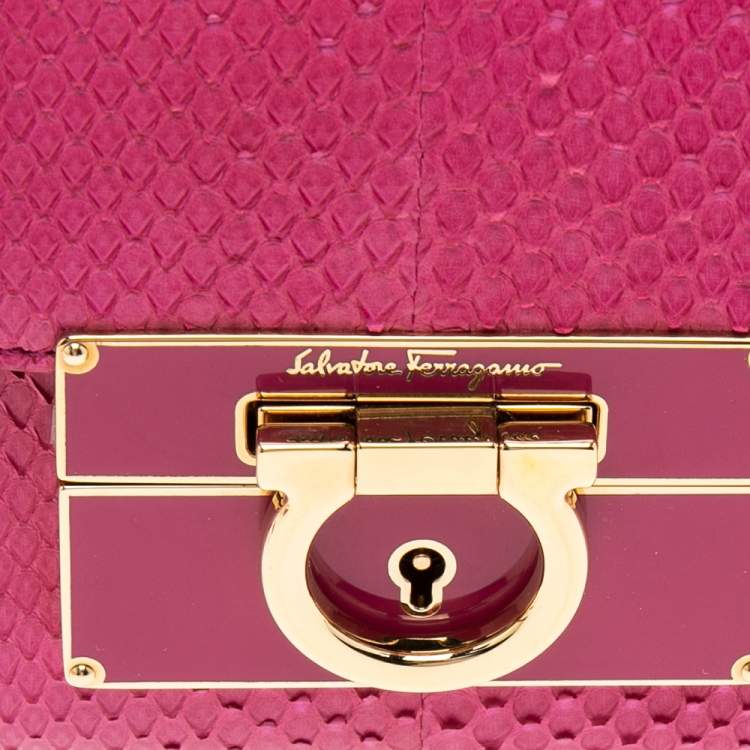 Pre Owned Salvatore Ferragamo Pink Snakeskin Flap Clutch