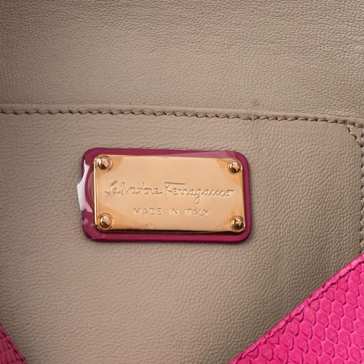 Pre Owned Salvatore Ferragamo Pink Snakeskin Flap Clutch
