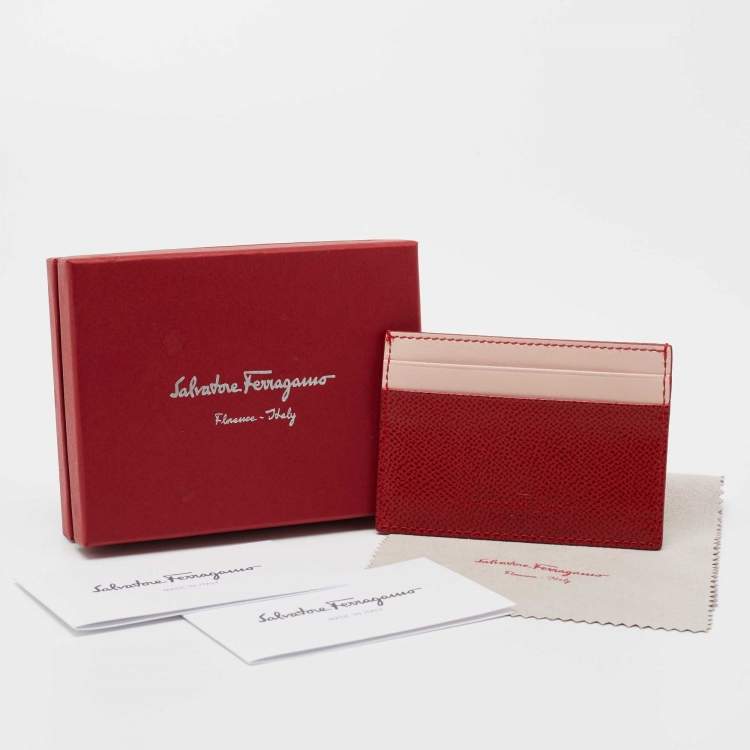 مملوكة مسبقًا Salvatore Ferragamo Red/Pink Leather Card Holder