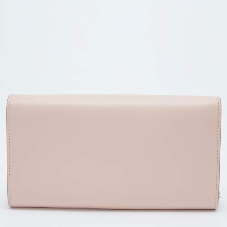 Pre Owned Salvatore Ferragamo Light Pink Leather Vara Bow Wallet on Chain
