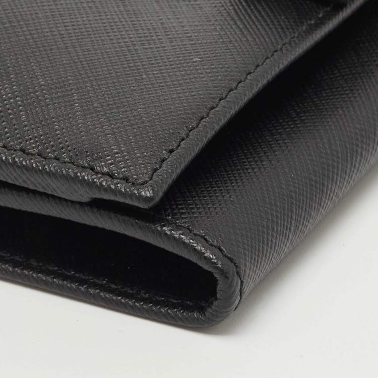 Pre Owned Salvatore Ferragamo Black Leather Vara Bow Continental Wallet