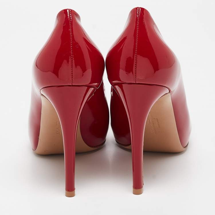 Pre Owned Salvatore Ferragamo Red Patent Leather Vara Bow Pumps Size 38.5