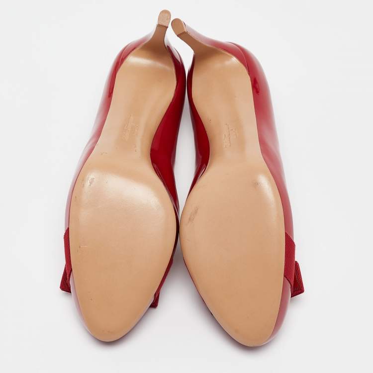 Pre Owned Salvatore Ferragamo Red Patent Leather Vara Bow Pumps Size 38.5