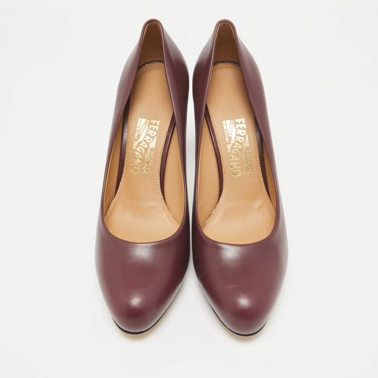 Pre Owned Salvatore Ferragamo Burgundy Leather Leo Block Heel Pumps Size 40.5